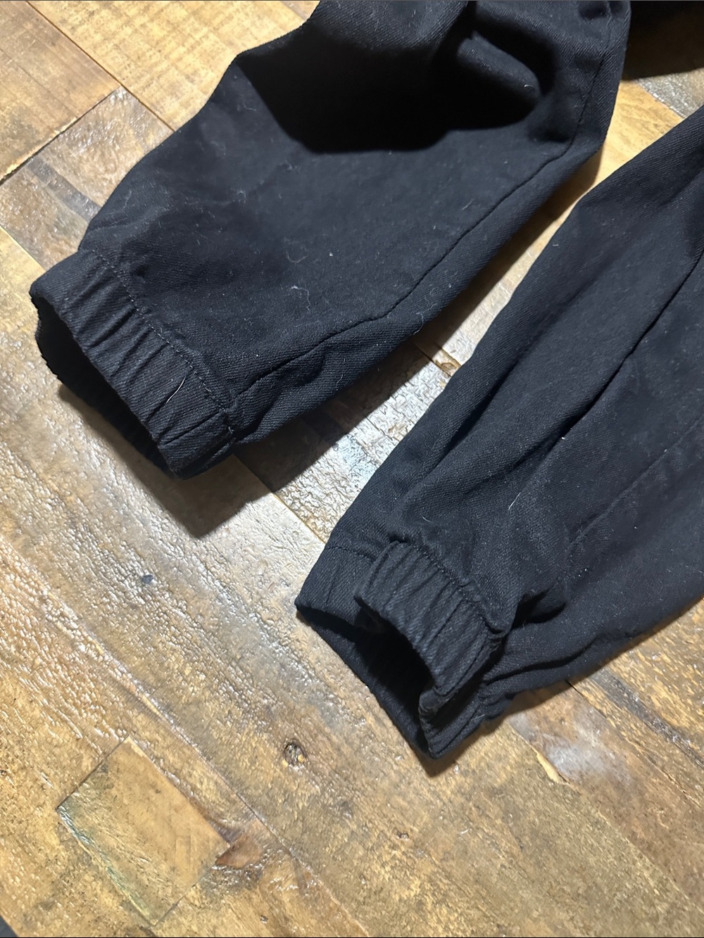 Boys  Black Cargo Jogger Pants - Size 12-13y - Picture 6 of 7
